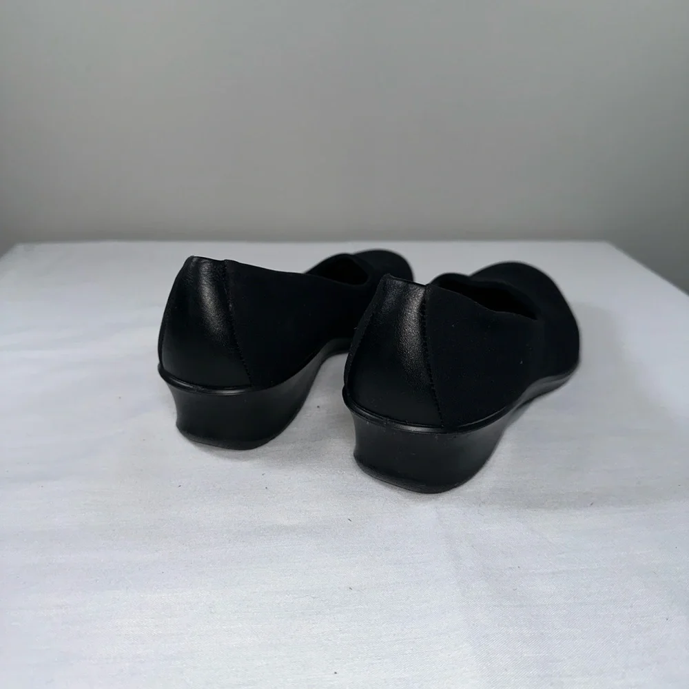 ECCO Felicia Black Stretch Slip On Wedge Comfort Flat Loafer Womens Size 7 EU 37